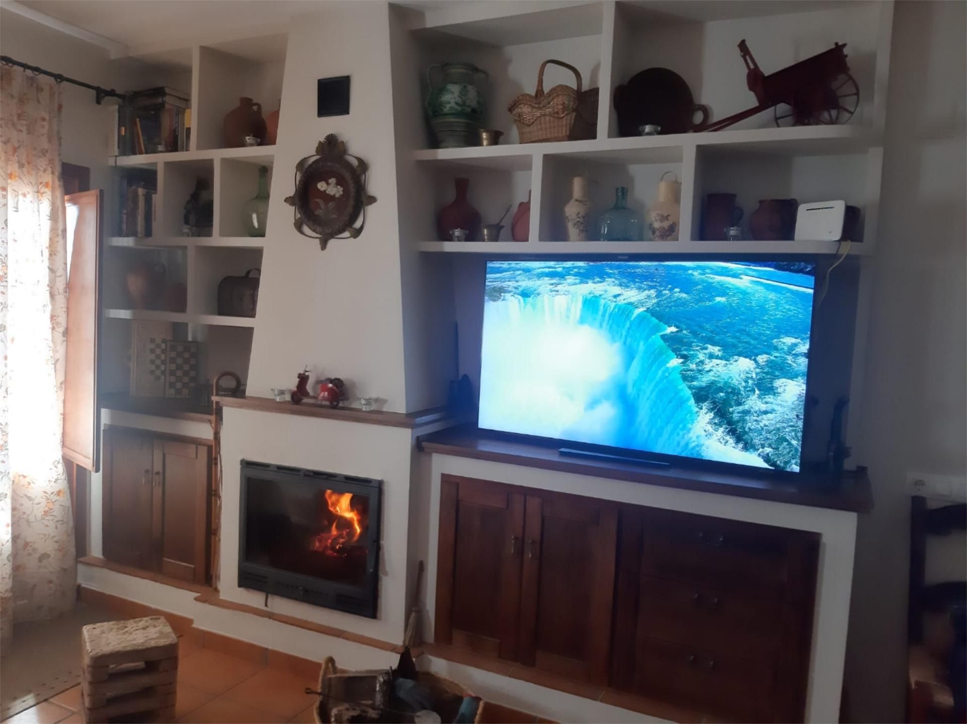 Sala d'estar de Casa adosada en venda en Zufre amb Aire condicionat, Calefacció i Terrassa