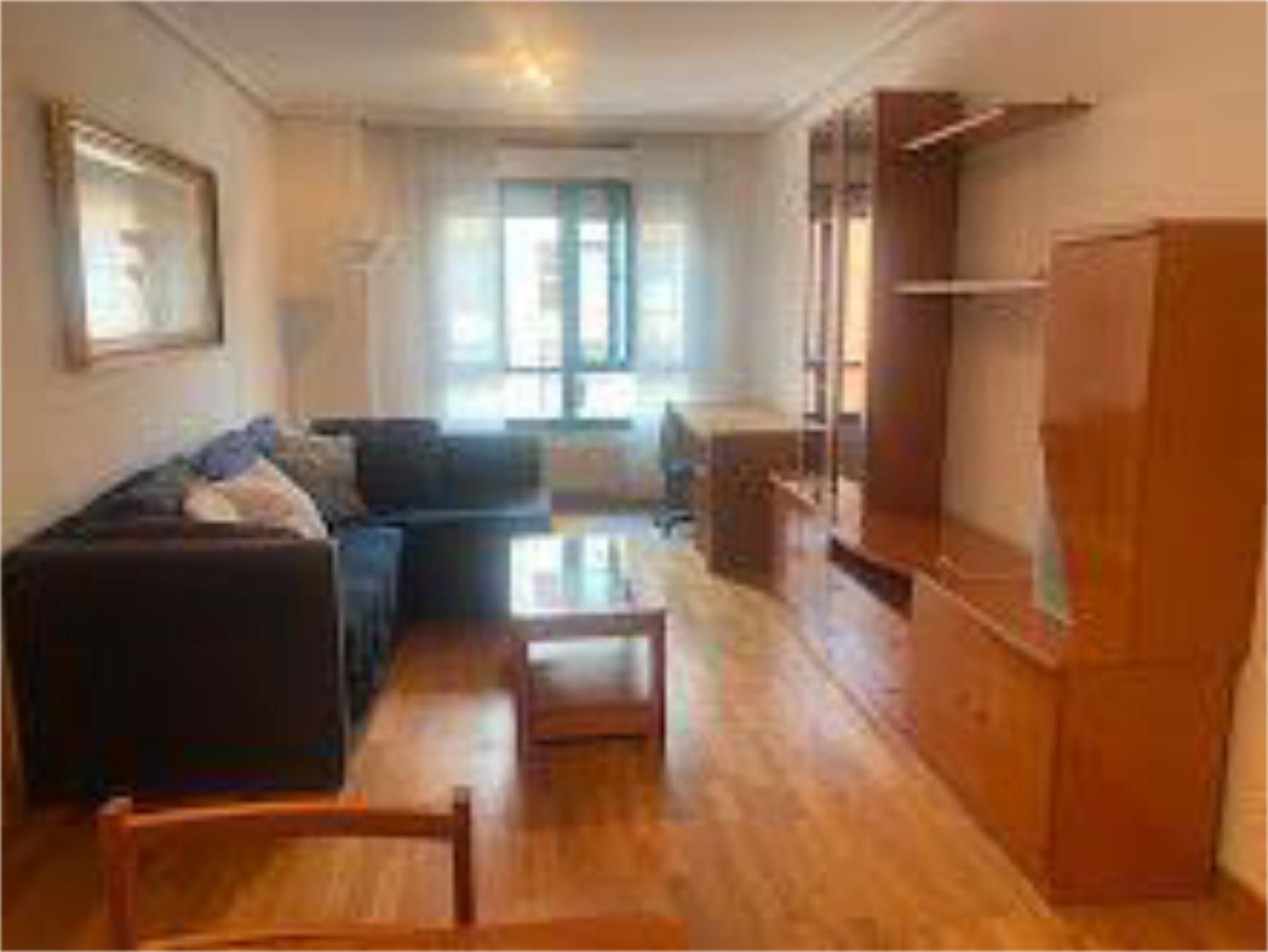 Living room of Apartment to rent in Oviedo   with Heating, Storage room and Furnished