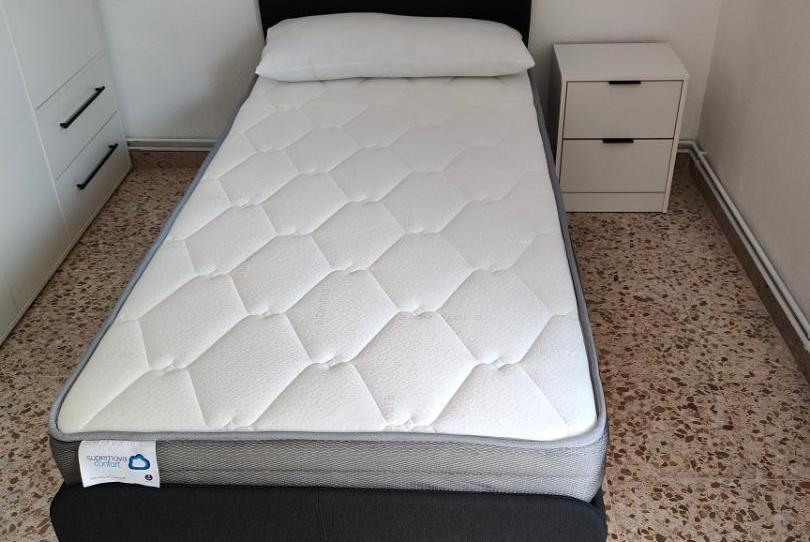 Flat to share in Carrer de Pare Claret, 5, Constantí, Tarragona - image 1 Photo 1 of Flat to share in Carrer de Pare Claret, 5, Constantí, Tarragona