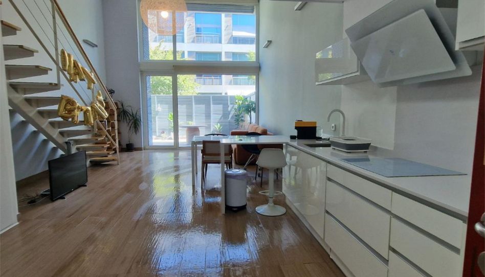 Loft de alquiler en Calle de Julián Camarillo, 47, Simancas - Imagen 2