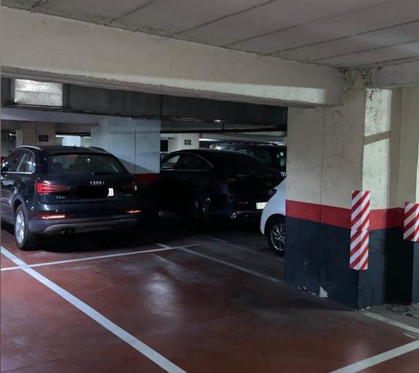 Photo 1 of Garage to rent in Calle de Ayala, 142, El Viso, Madrid