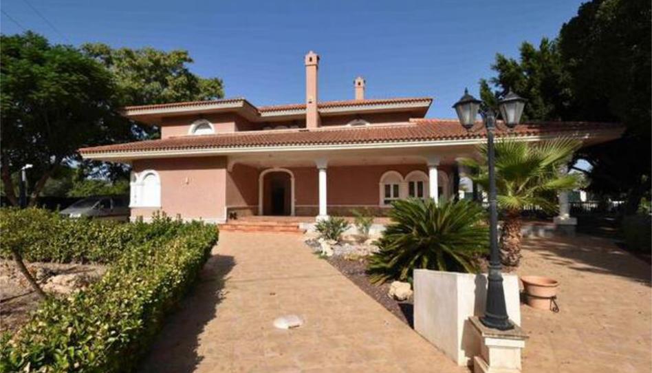 Casa adosada en venda a Callosa de Segura, Alicante - imatge 1 Foto 1 de Casa adosada en venda a Callosa de Segura, Alicante