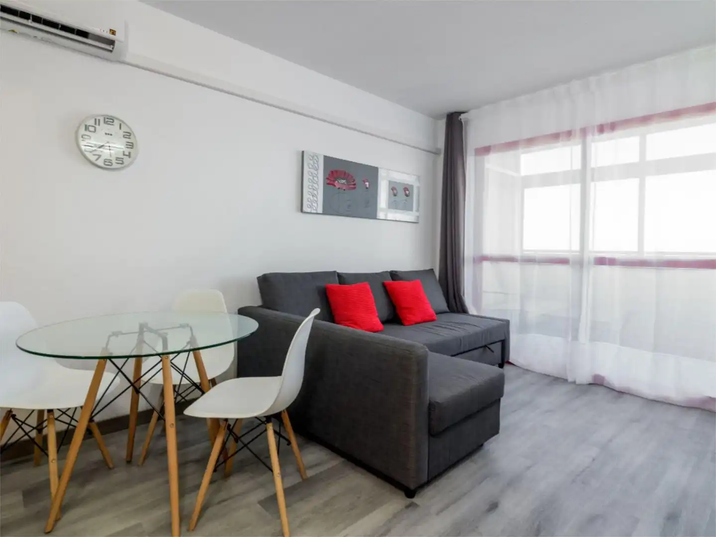 Apartments for rent in Calle Irlanda, 2, Juzgados - Plaza de Toros Living room of Apartments for rent in Benidorm with Air Conditioner, Private garden and Swimming Pool