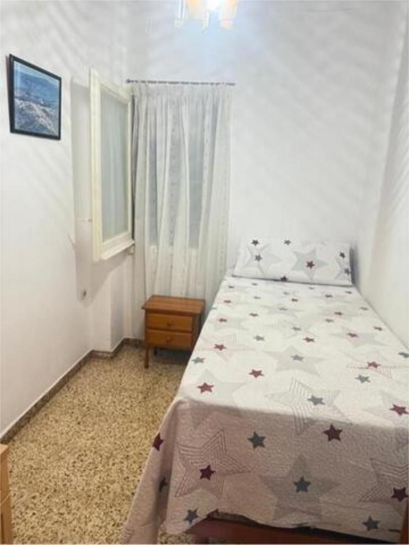 Habitación de Apartamento para compartir en Sant Boi de Llobregat con Calefacción y Se aceptan mascotas