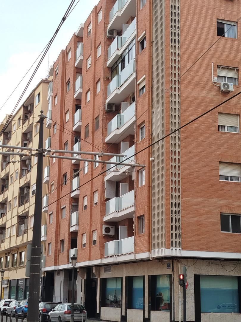 Exterior view of Flat for sale in  Valencia Capital  with Air Conditioner, Heating and Terrace