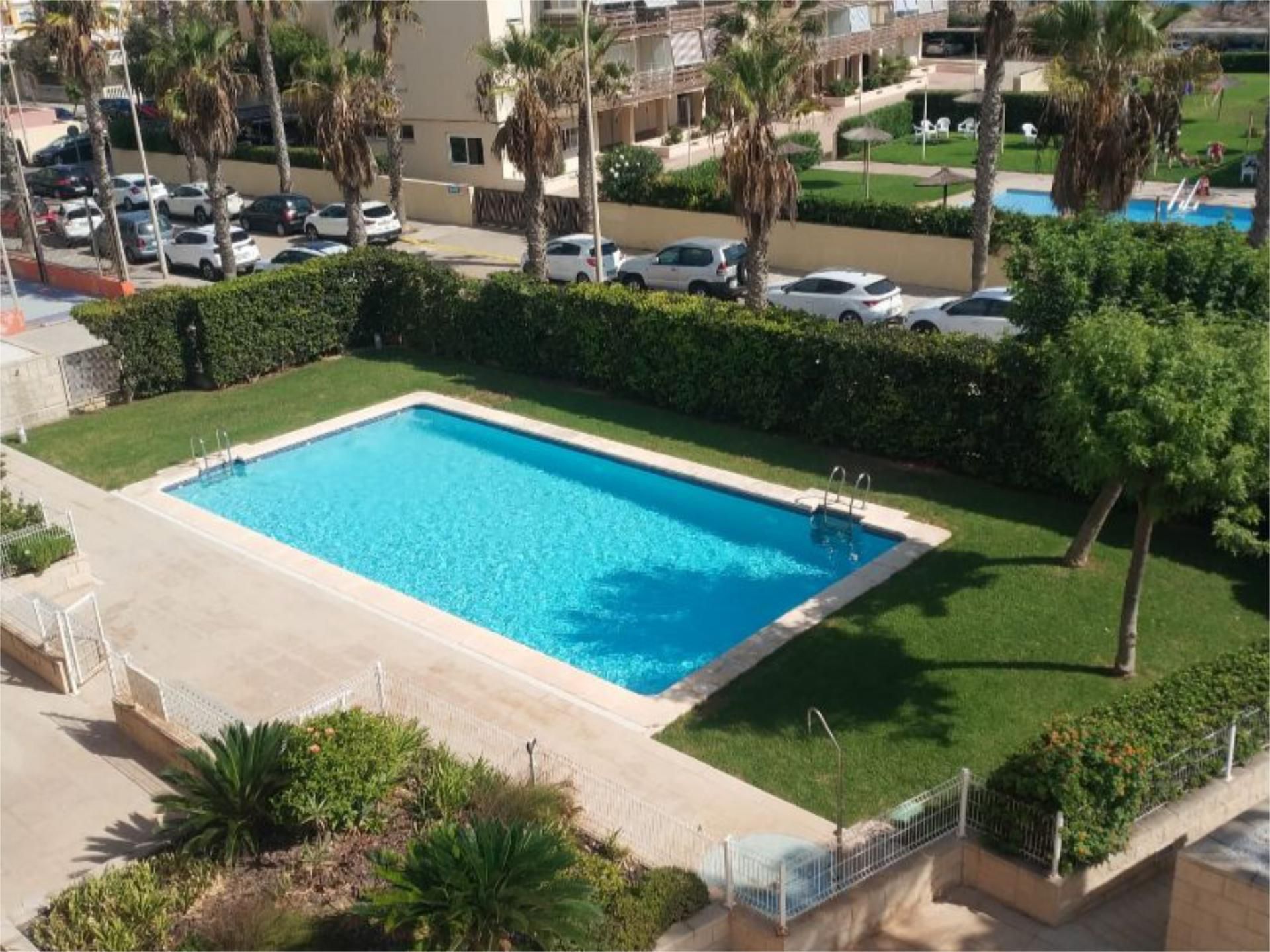 Piscina de Pis en venda en  Valencia Capital amb Aire condicionat, Calefacció i Jardí privat