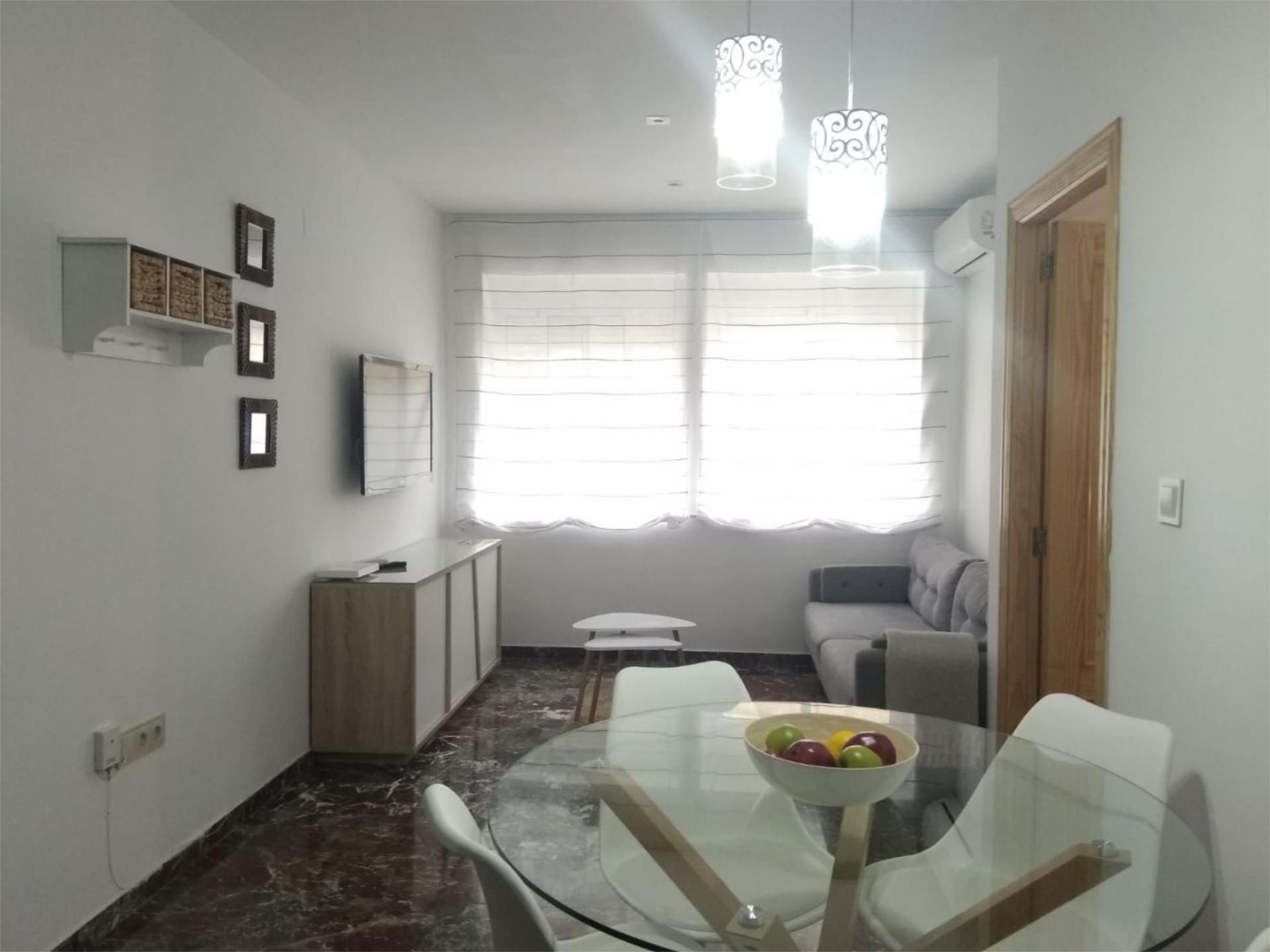 Sala de estar de Piso de alquiler en  Jaén Capital con Aire acondicionado, Calefacción y Amueblado