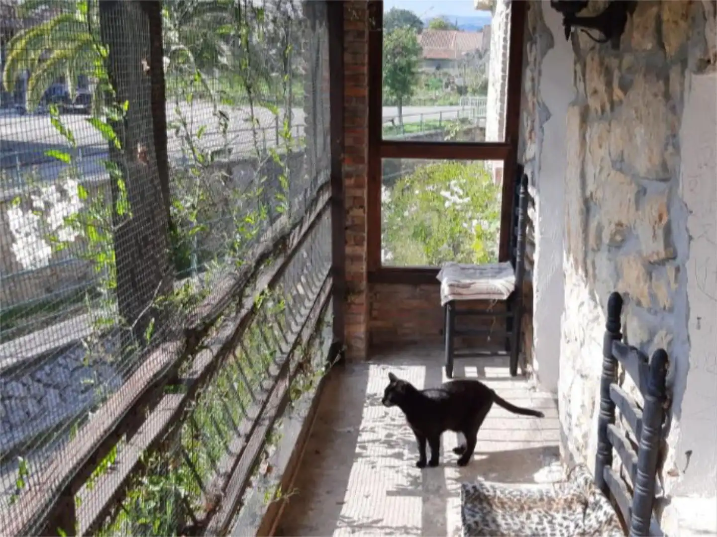 Casa adosada en venda a Riotuerto Terrassa de Casa adosada en venda en Riotuerto amb Balcó