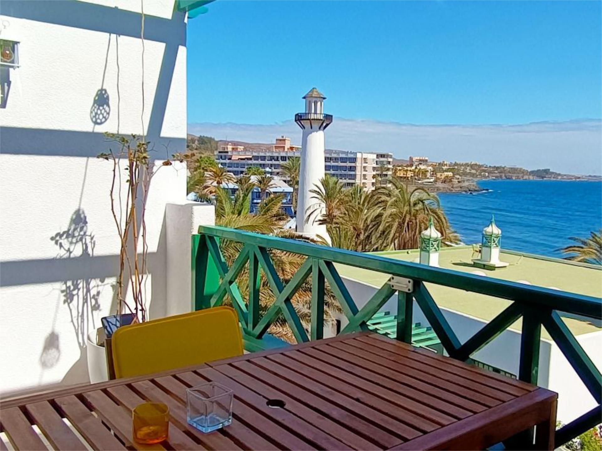 Vista exterior de Pis en venda en San Bartolomé de Tirajana amb Aire condicionat, Calefacció i Piscina
