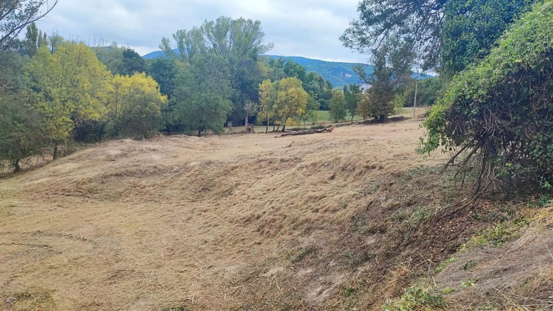 Grundstücke zum Verkauf in Jaca