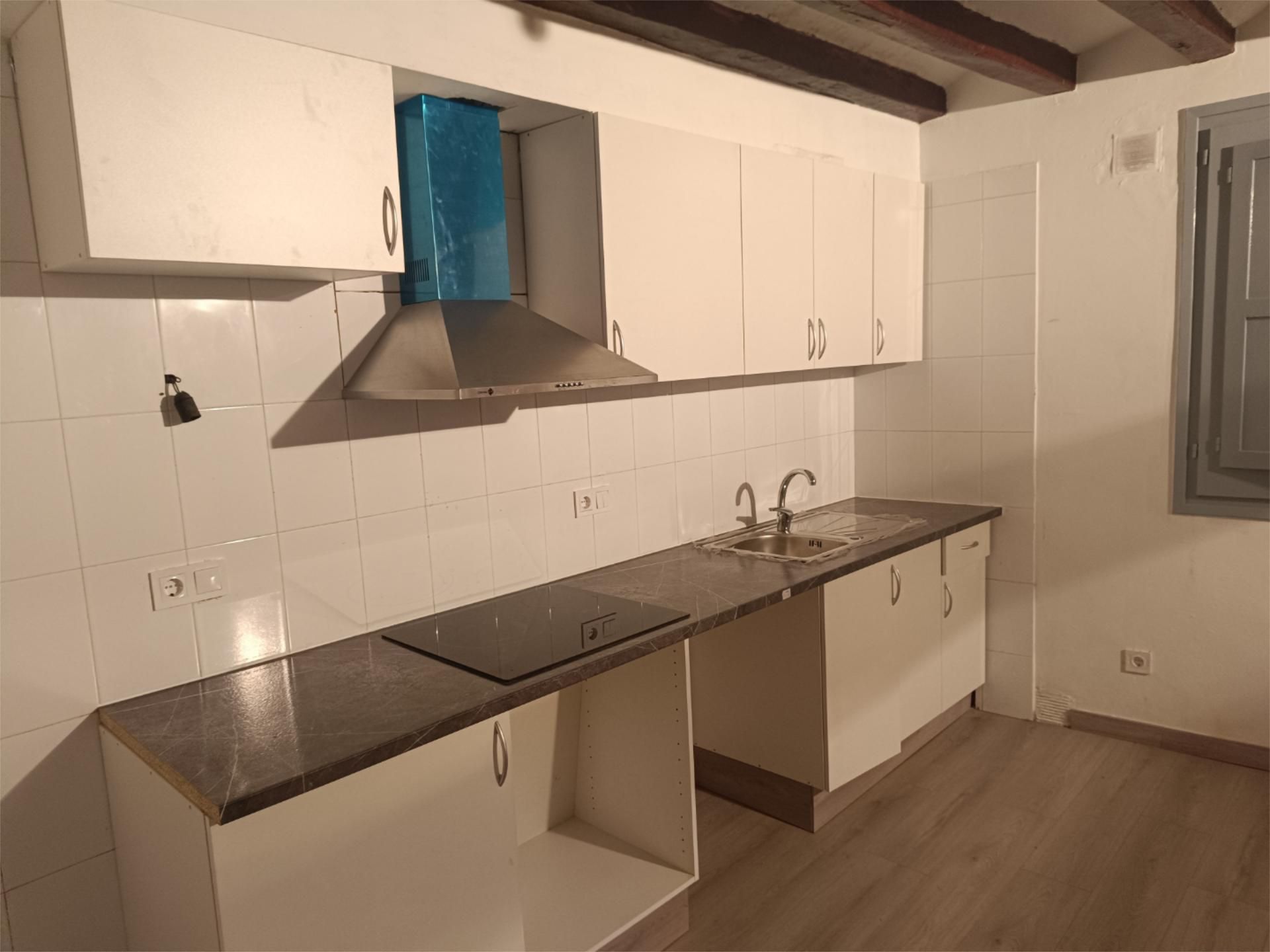 Kitchen of Flat for sale in Olot