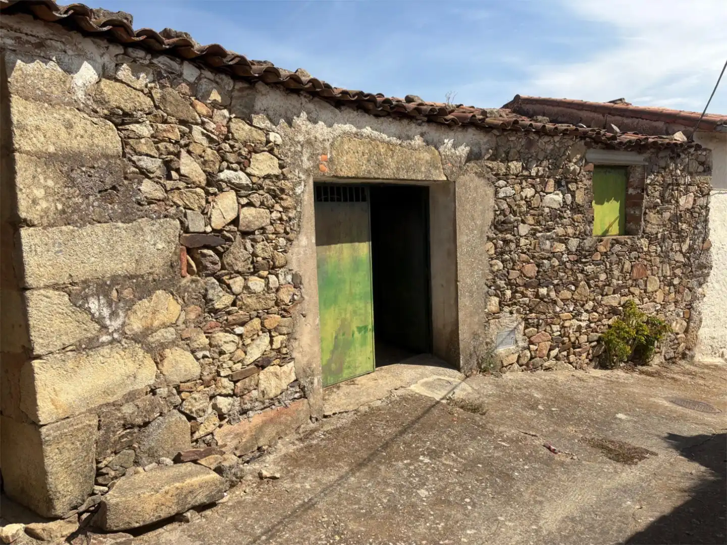 Duplexes for sale in Calle Santo Domingo, 8, Zarza de Montánchez Exterior view of Duplexes for sale in Zarza de Montánchez with Private garden and Furnished