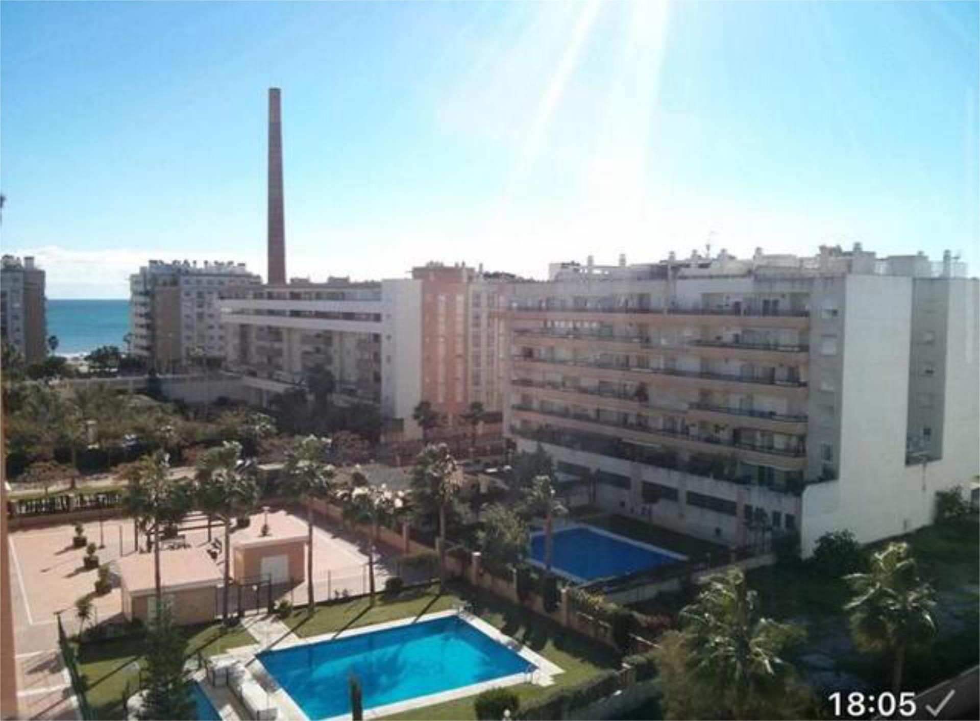 Vista exterior de Ático de alquiler en Málaga Capital con Terraza y Piscina