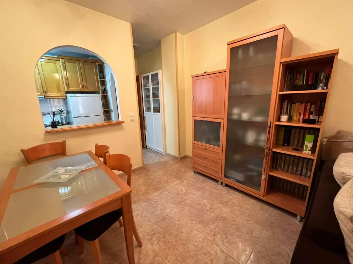 Piso en venta en Calle San Julián, 44, Parque de las Naciones Cocina de Piso en venta en Torrevieja con Aire acondicionado, Jardín privado y Trastero