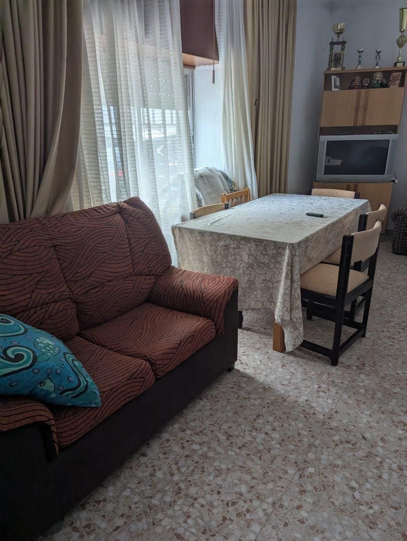 Living room of Planta baja for sale in La Roda  with Terrace, Storage room and Furnished