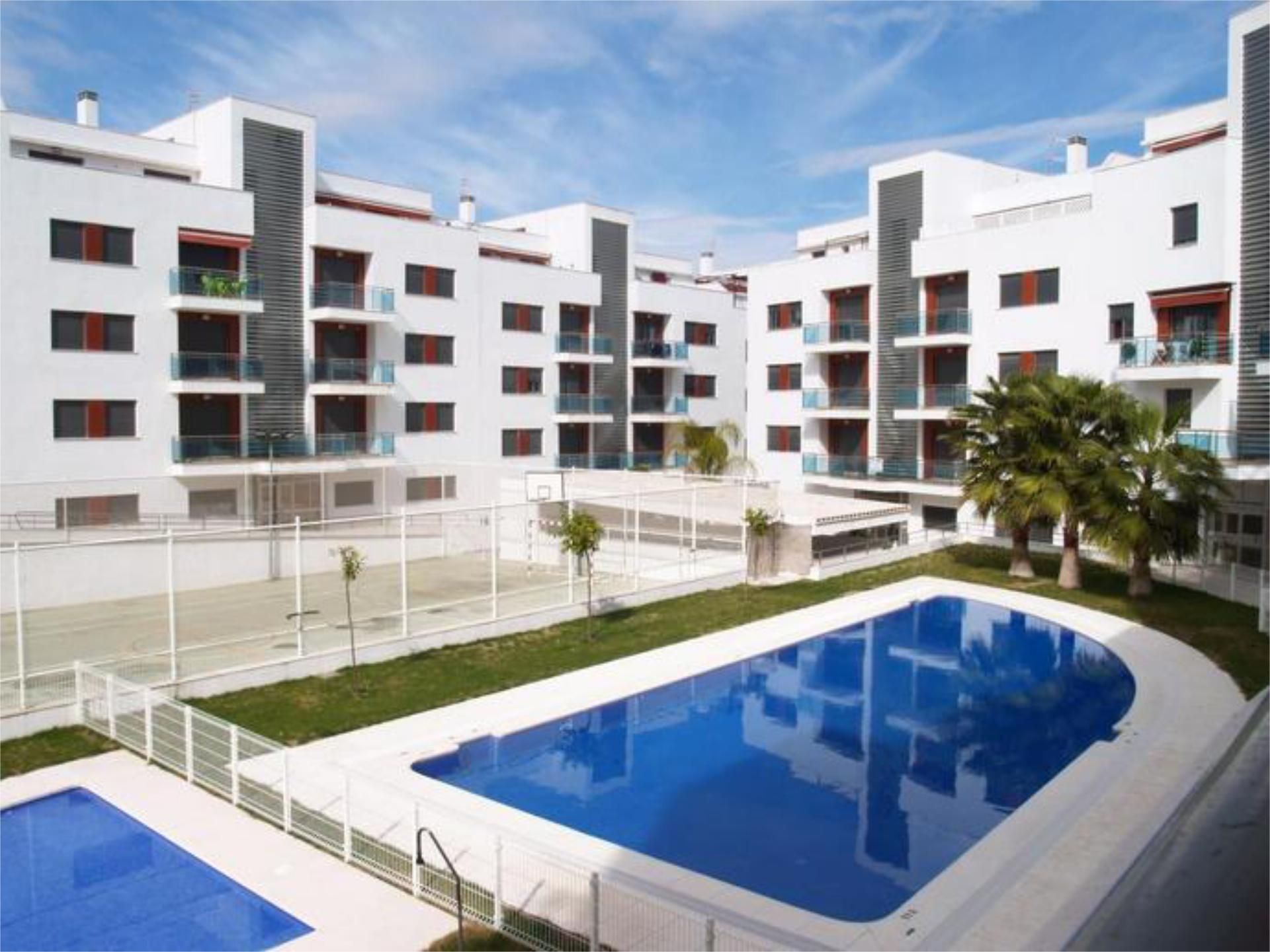 Piscina de Pis de lloguer en Lucena amb Aire condicionat, Calefacció i Piscina