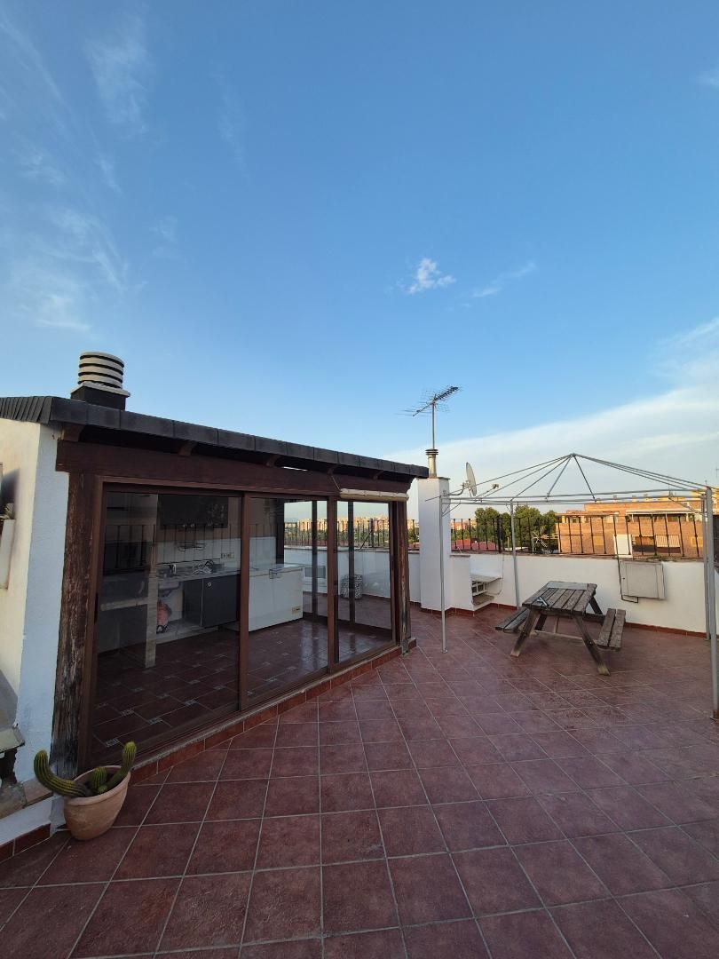 Dúplex de alquiler en Carrer de Sant Agustí, 27, El Alborgí