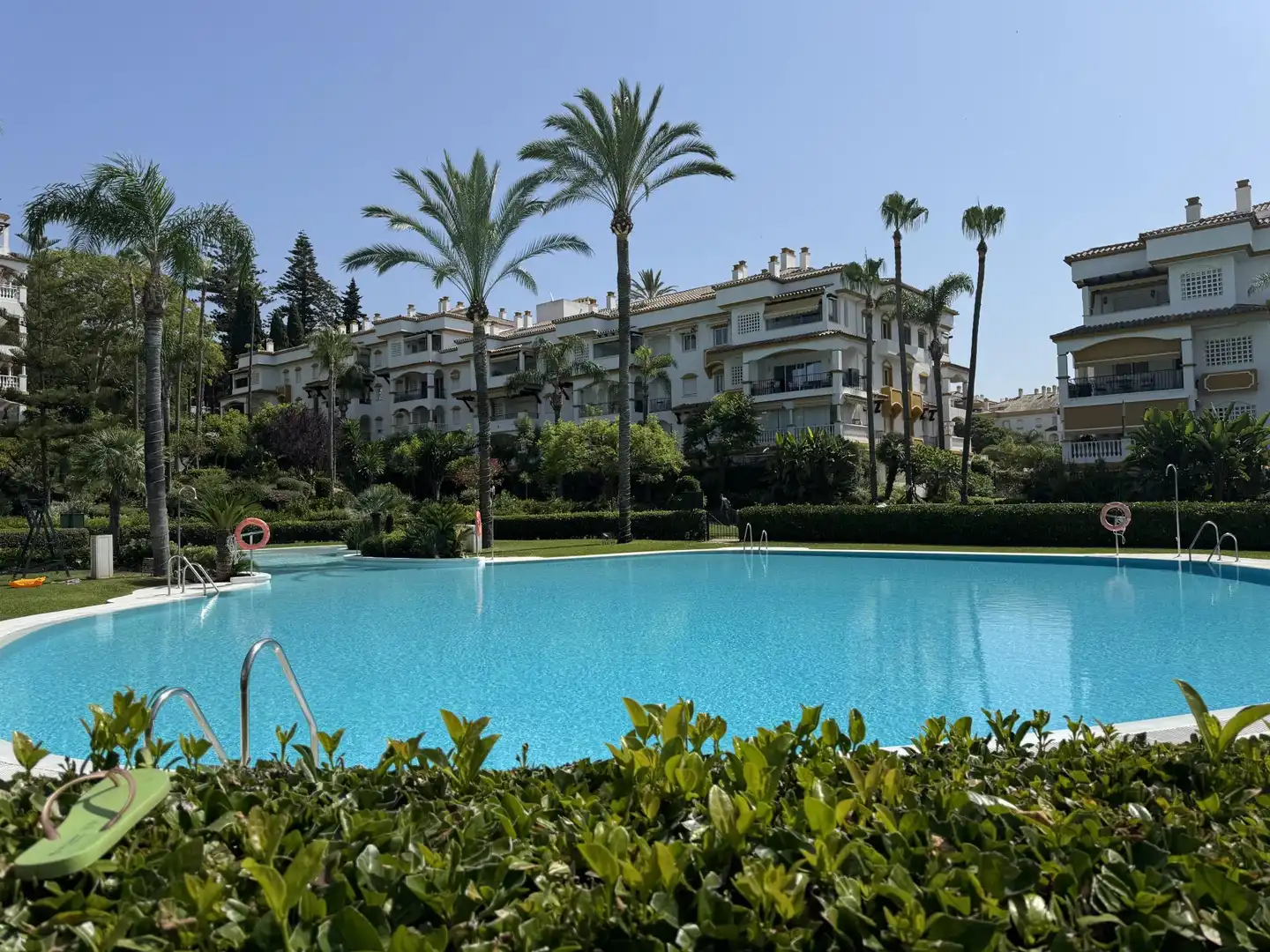 Jardí de Pis de lloguer en Marbella amb Aire condicionat, Calefacció i Jardí privat