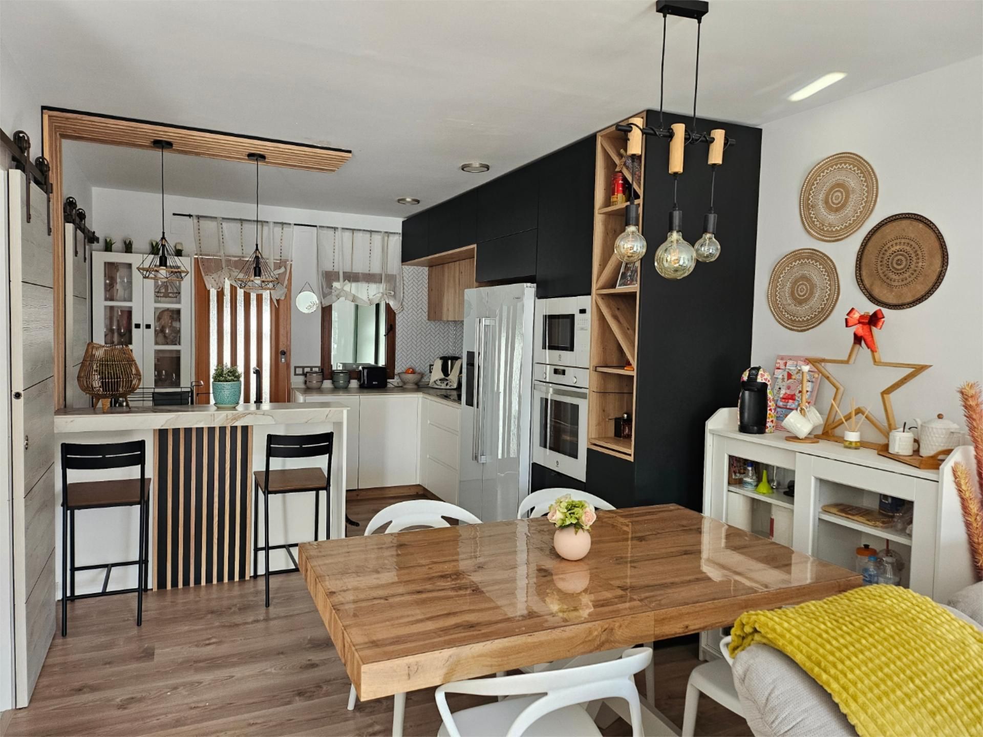 Kitchen of Single-family semi-detached for sale in Los Barrios  with Air Conditioner