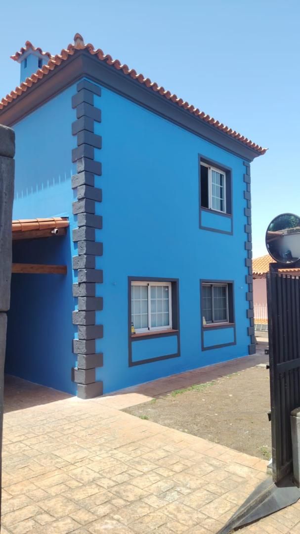 Vista exterior de Casa o xalet de lloguer en San Cristóbal de la Laguna amb Jardí privat, Parquet i Terrassa