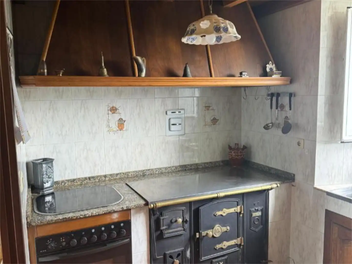 Piso en venta en Aldea Marqués Figueroa, 6, San Sadurniño Cocina de Piso en venta en San Sadurniño con Jardín privado y Amueblado