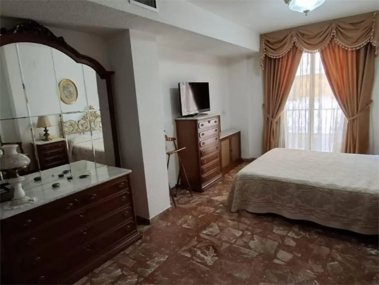 Piso en venta en Avinguda Gregorio Gea, 17, Cardenal Benlloch Habitación de Piso en venta en Mislata con Aire acondicionado, Calefacción y Terraza