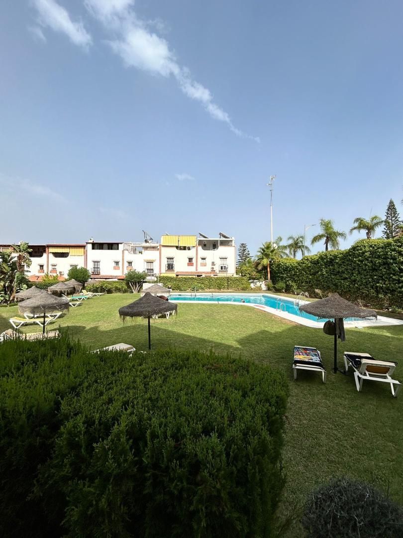 Jardí de Planta baixa de lloguer en Torremolinos amb Calefacció, Jardí privat i Parquet