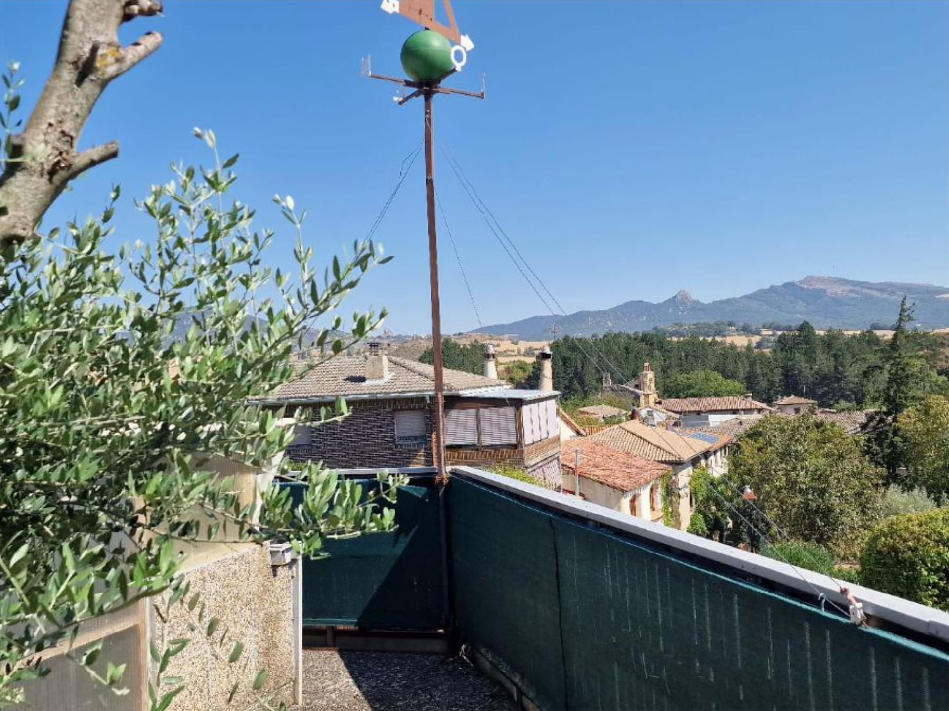 Exterior view of House or chalet for sale in Valle de Yerri / Deierri  with Air Conditioner, Terrace and Swimming Pool