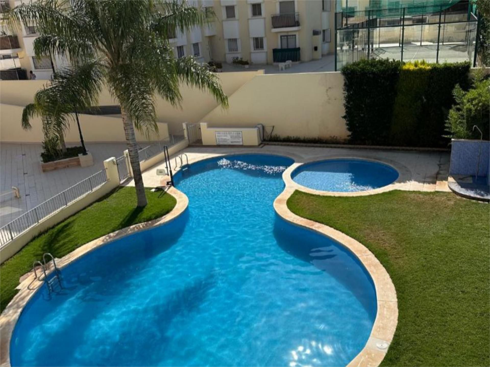 Swimming pool of Apartment for sale in Náquera