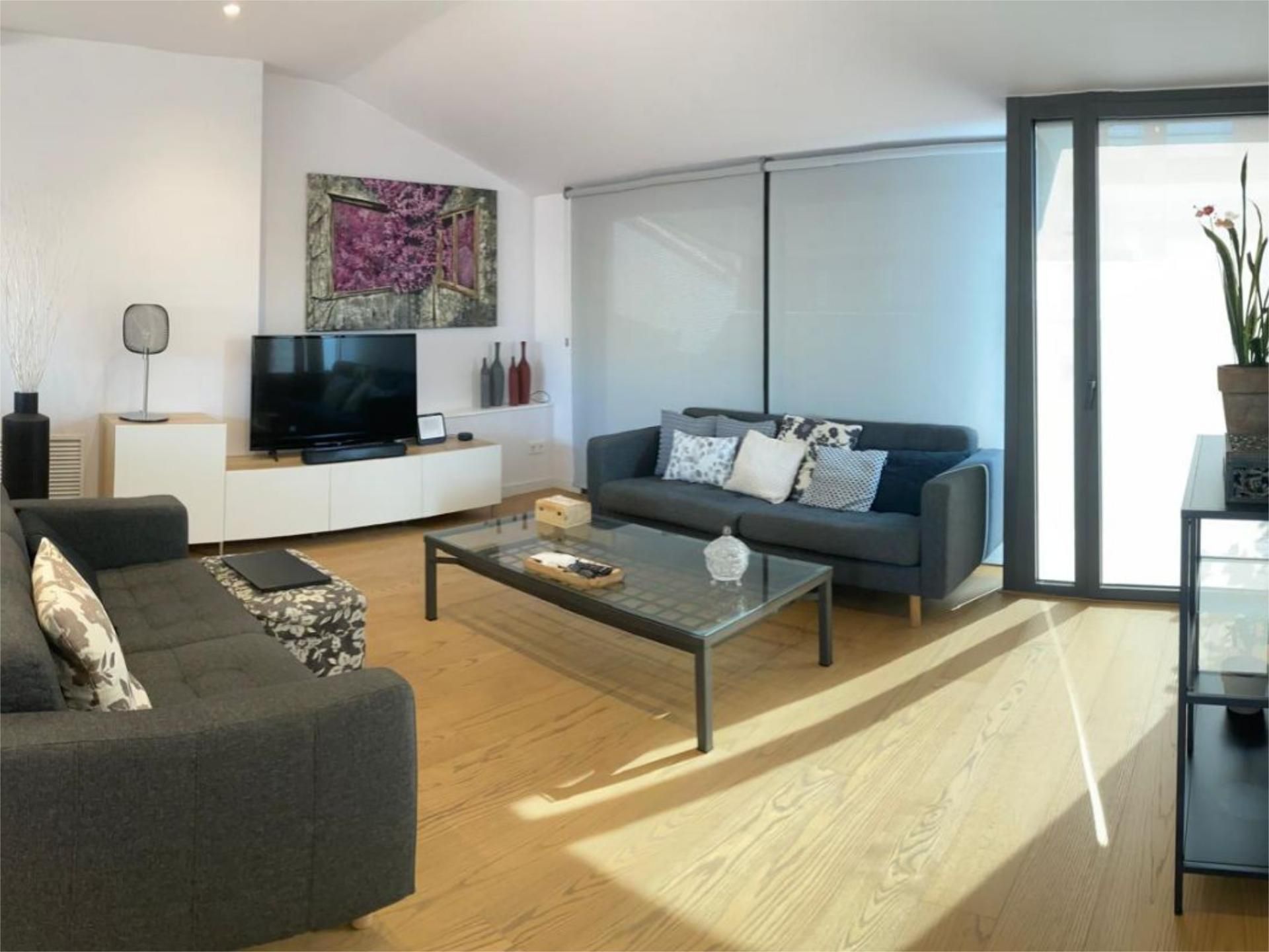 Sala d'estar de Dúplex en venda en Sabadell amb Aire condicionat, Terrassa i Balcó