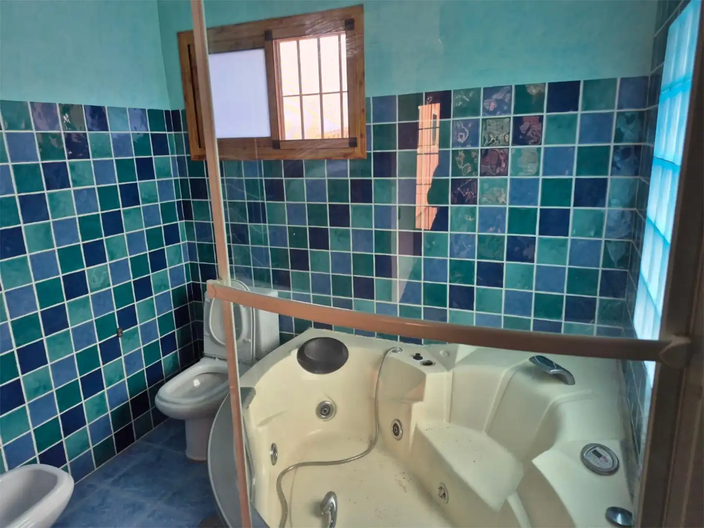 Casa o chalet de alquiler en Calle Cañaveral, 14, Platero - El Limón Baño de Casa o chalet de alquiler en Alhaurín de la Torre con Calefacción, Parquet y Amueblado