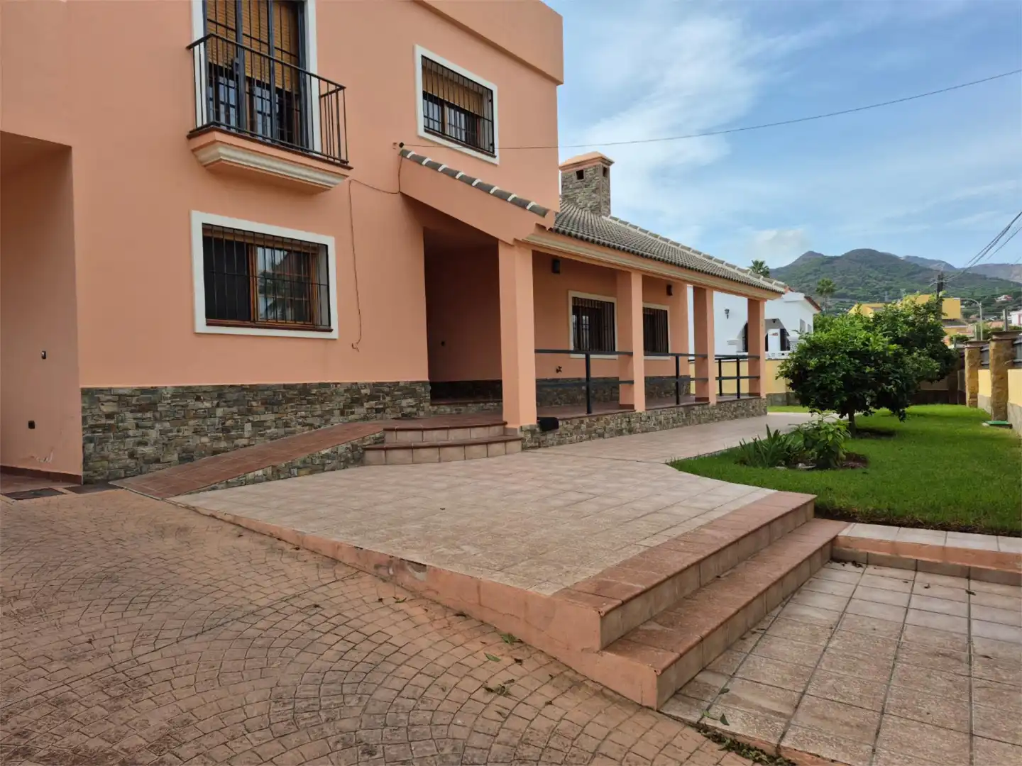 Casa o chalet de alquiler en Calle Cañaveral, 14, Platero - El Limón Vista exterior de Casa o chalet de alquiler en Alhaurín de la Torre con Calefacción, Parquet y Amueblado