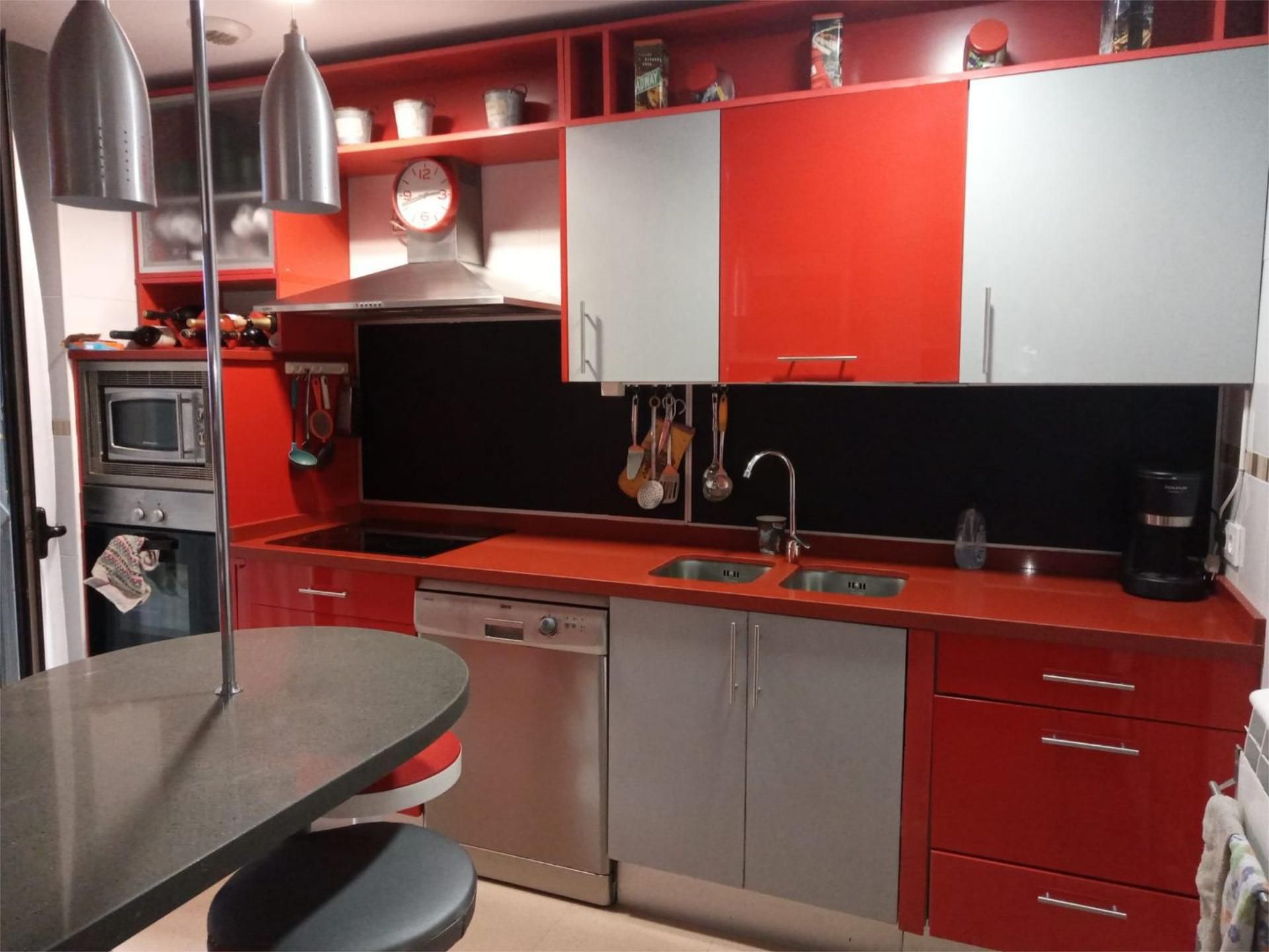 Kitchen of Flat for sale in Salamanca Capital  with Heating, Terrace and Storage room