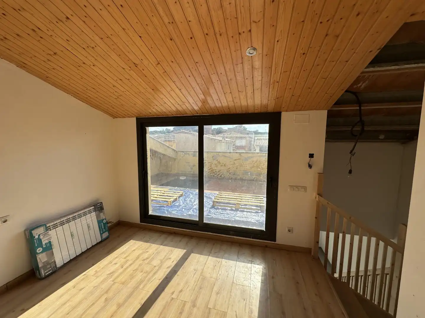 Maisonette zum Verkauf in Torelló mit Terrasse und Balkon