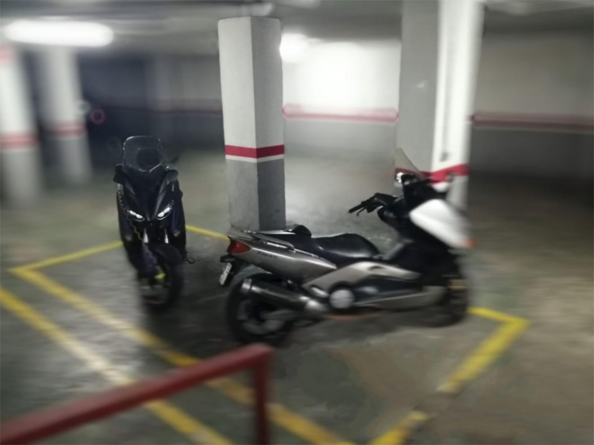 Parking of Garage to rent in Mislata