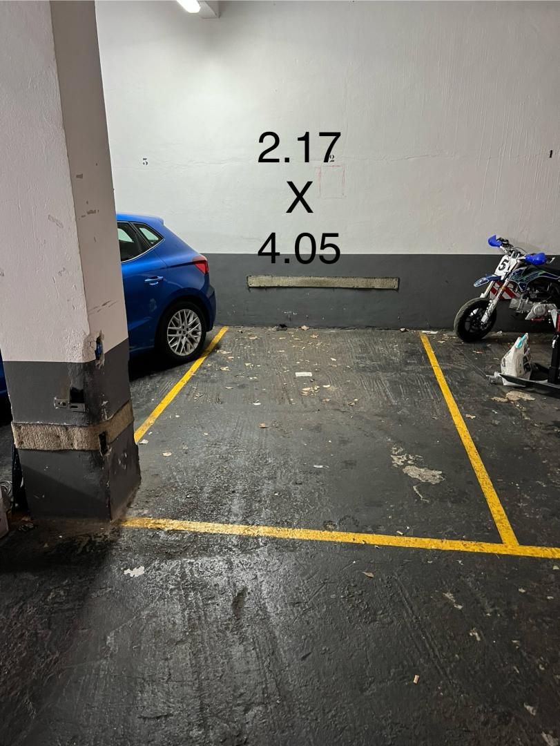 Garatge de lloguer a Loruri Zeharkalea, 1, Barrio de Uribarri Aparcament de Garatge de lloguer en Bilbao