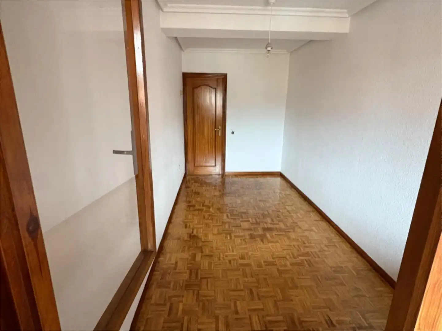 Flat for sale in Calle Celestino Zuazua, 2, San Claudio - Trubia - Las Caldas Bedroom of Flat for sale in Oviedo with Parquet flooring