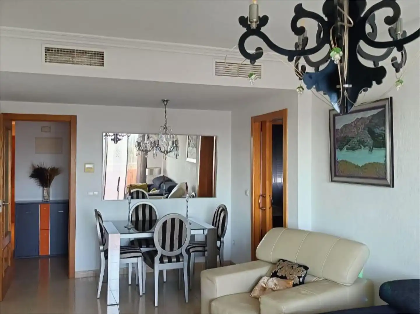 Flat for rent in Carrer Riu Algar, 20, Parque Lo Torrent Dining room of Flat for rent in San Vicente del Raspeig / Sant Vicent del Raspeig with Air Conditioner, Heating and Swimming Pool
