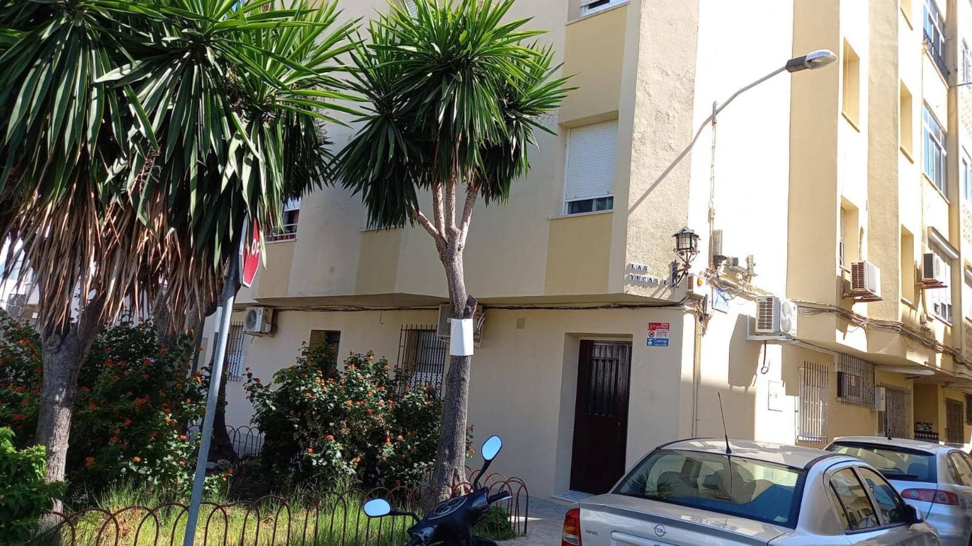 Vista exterior de Apartament en venda en Sanlúcar de Barrameda amb Aire condicionat
