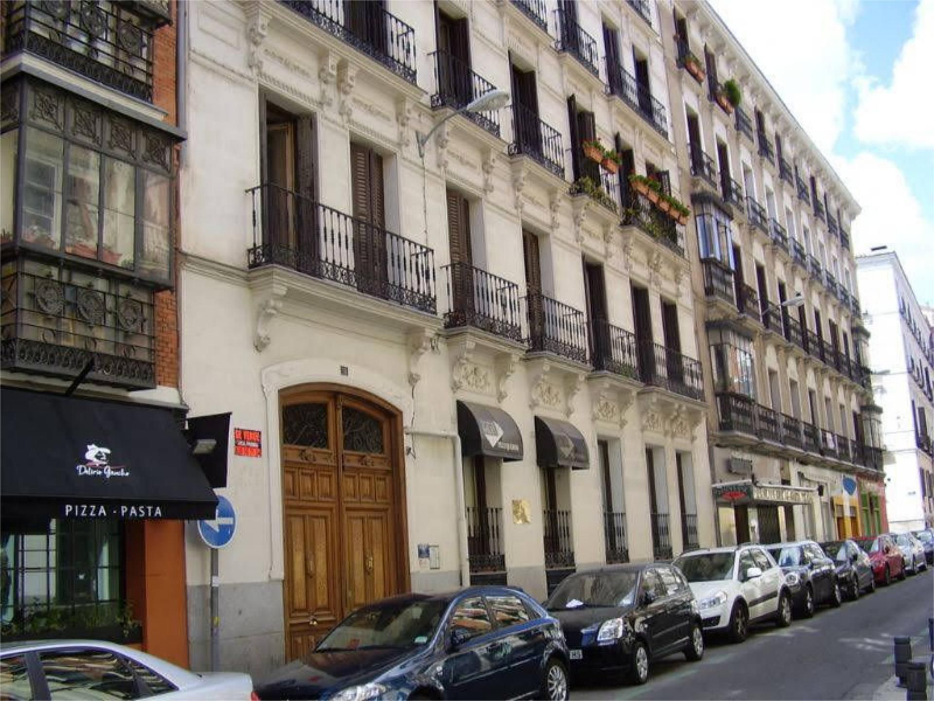 Vista exterior de Apartamento en venta en  Madrid Capital con Aire acondicionado, Calefacción y Trastero
