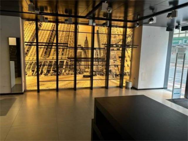 Local comercial en Alquiler en Carrer d'Asensi, 5 en Casco Histórico