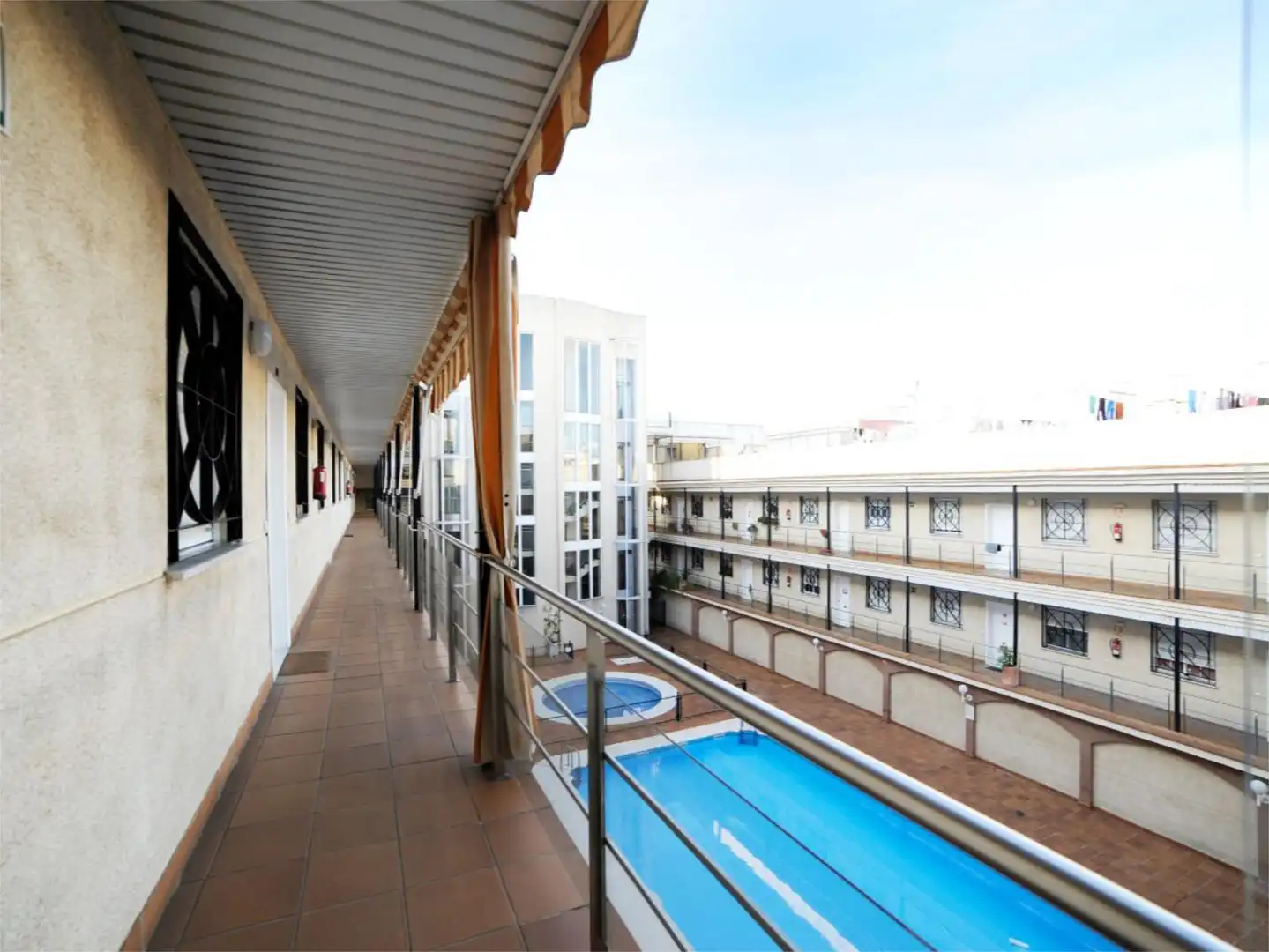 Swimming pool of Flat for sale in Sevilla  with Air Conditioner, Heating and Parquet flooring