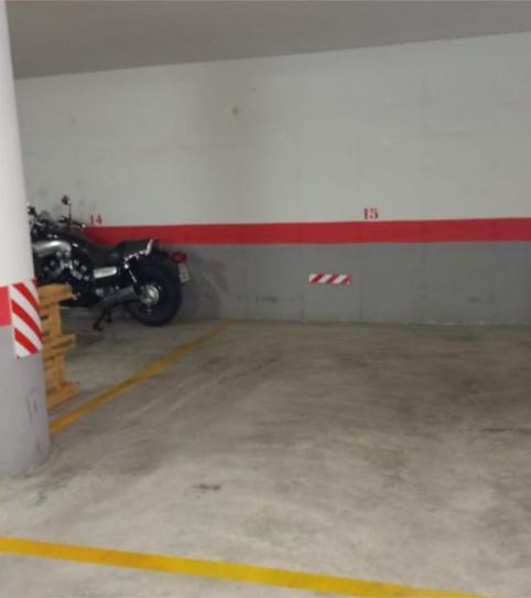 Garatge de lloguer a Calle Carlos Climent González, 3, Nou Benicalap, Valencia Capital - imatge 2 Foto 2 de Garatge de lloguer a Calle Carlos Climent González, 3, Nou Benicalap, Valencia Capital