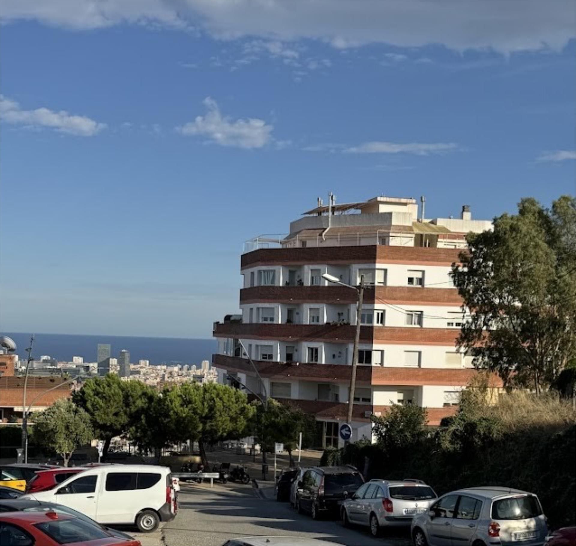 Pis en venda a Carrer del Telègraf, 65, El Guinardó Vista exterior de Pis en venda en  Barcelona Capital amb Terrassa