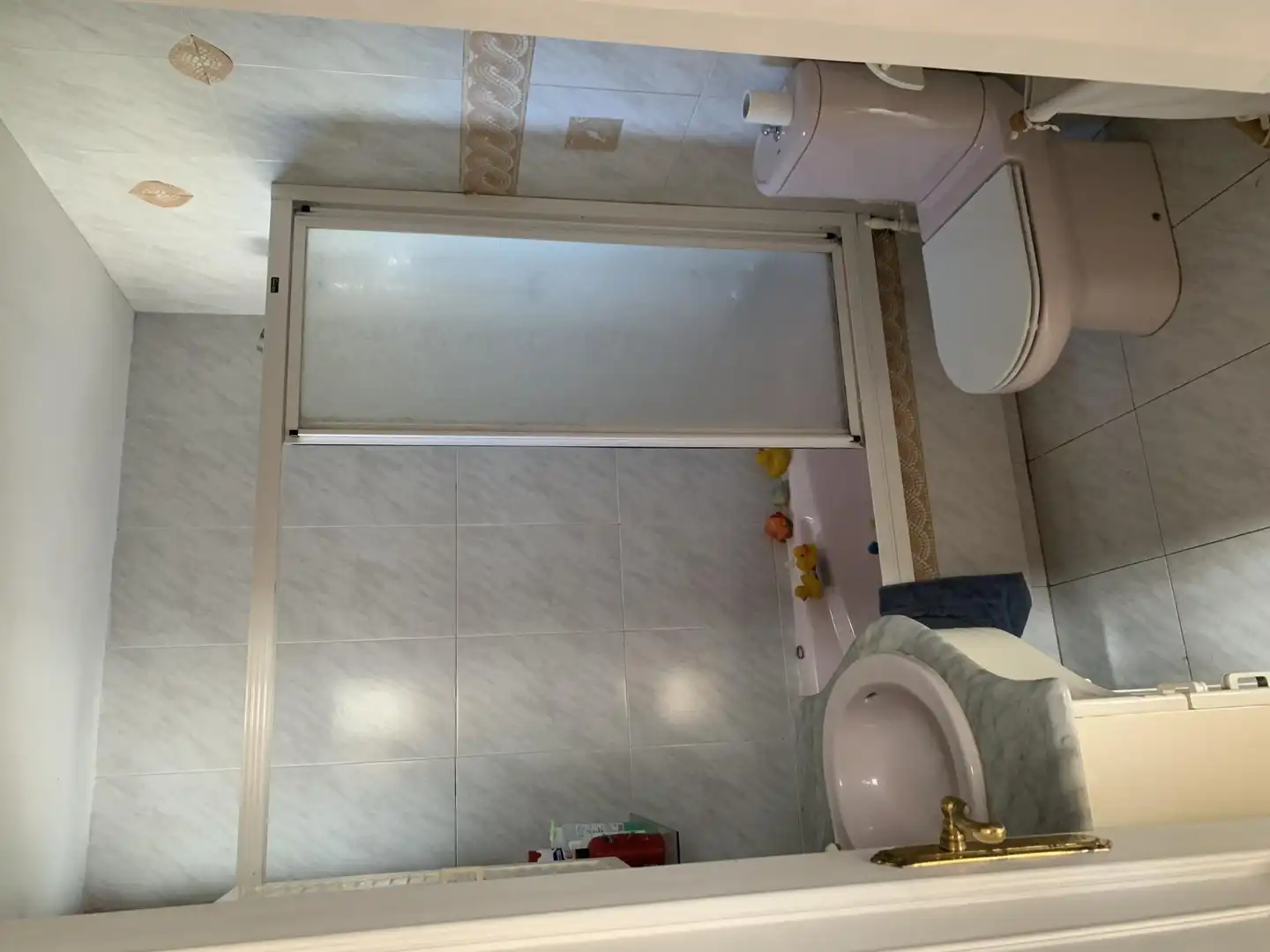 Baño de Casa o chalet en venta en O Grove   con Jardín privado, Parquet y Terraza