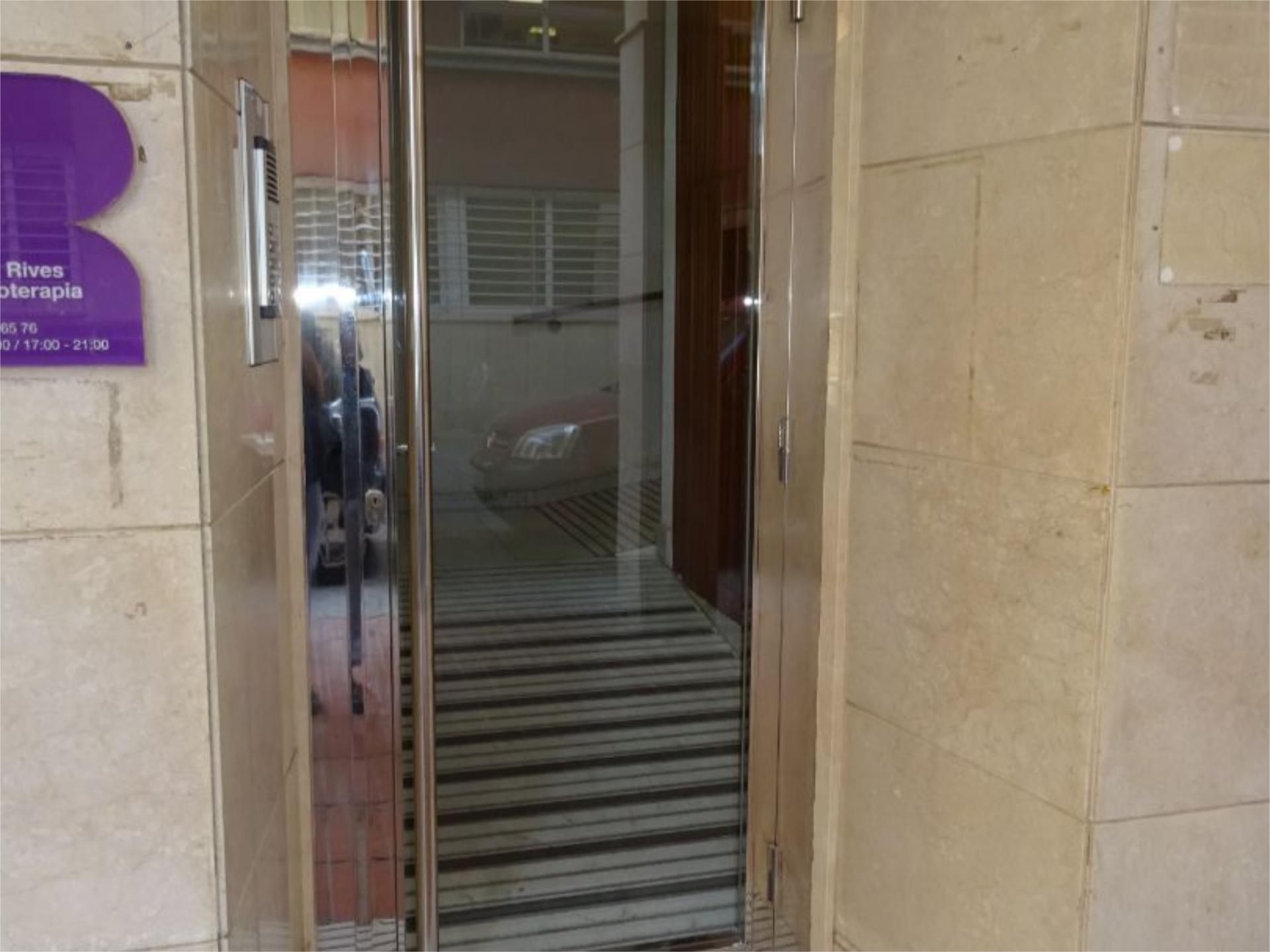 Office to rent in Elche / Elx