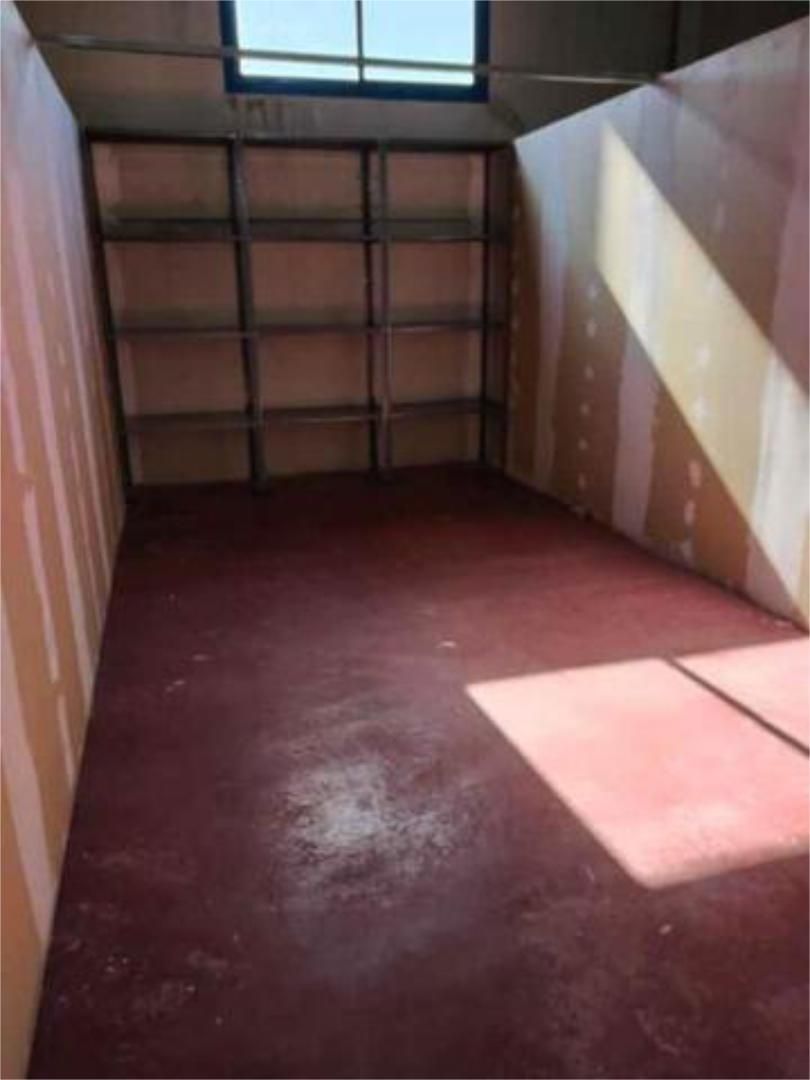 Box room to rent in La Rinconada