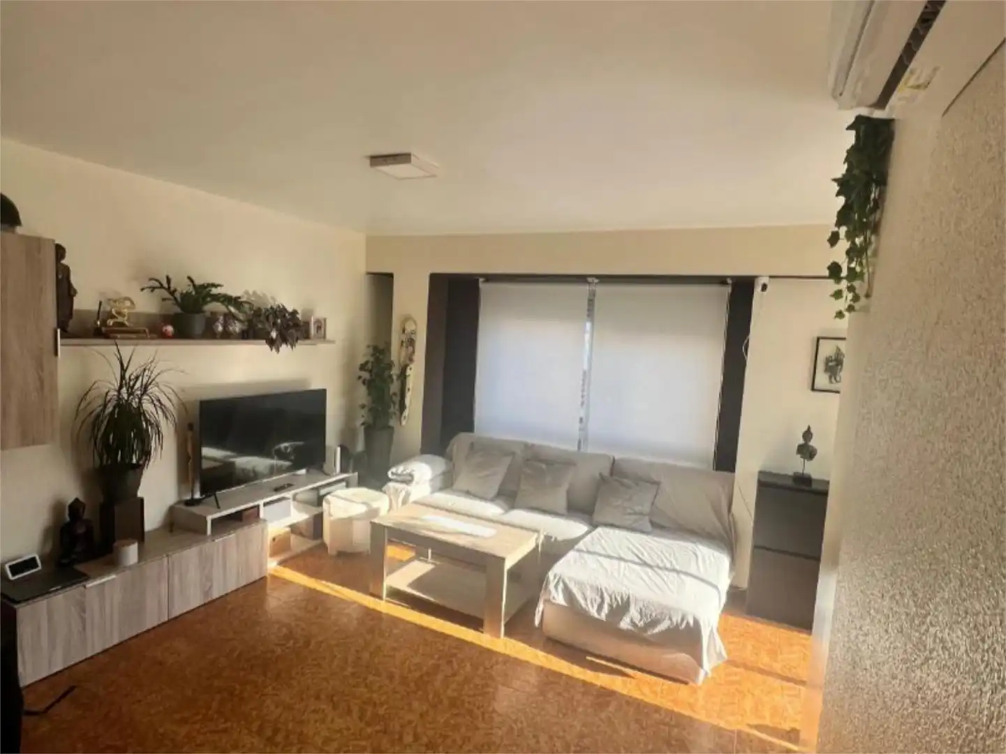 Attic for rent in Carrer de l'Escultor Viciano, 21, Casco Histórico Living room of Attic for rent in Castellón de la Plana / Castelló de la Plana with Air Conditioner, Terrace and Furnished