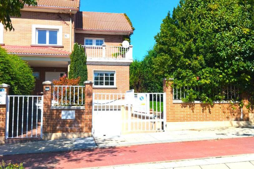 Foto 1 de Casa o xalet en venda a Calle Ladera del Sol, 2, Sotoverde, Valladolid