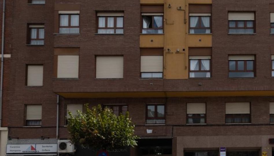 Flat for sale in Calle de Vicente Regueral, 26, Lena, Asturias - image 1 Photo 1 of Flat for sale in Calle de Vicente Regueral, 26, Lena, Asturias